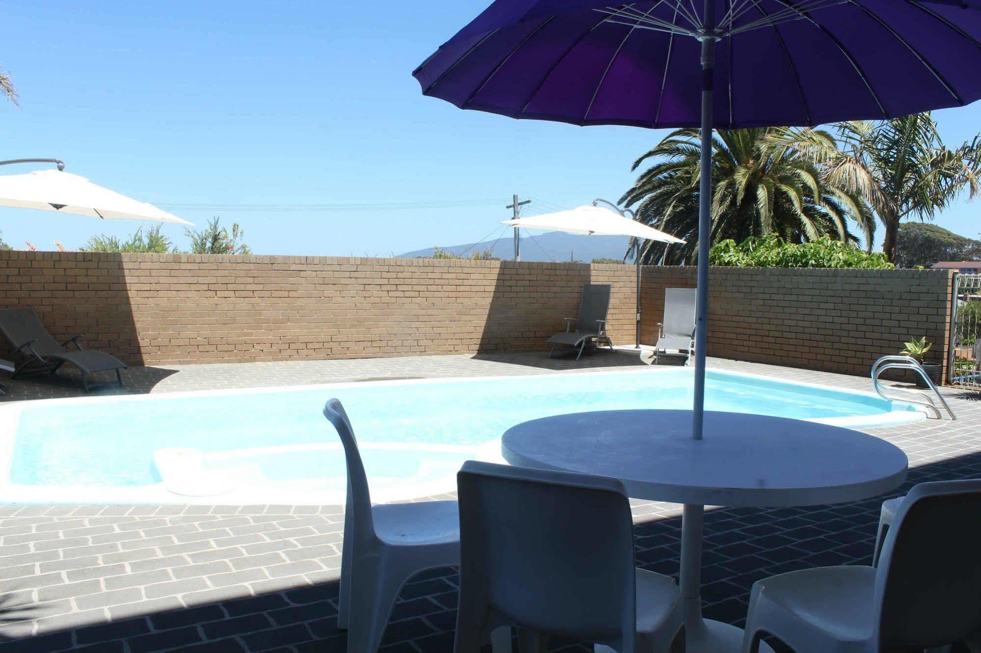 Narooma Palms Holiday Apartments Extérieur photo
